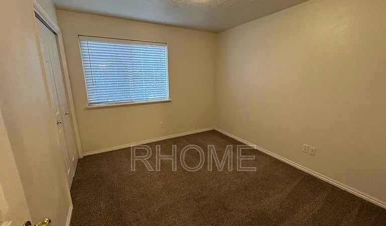 1321 W 1520 N — Photo 13