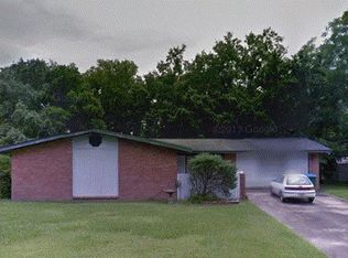 3624 Cumberland Dr, Moss Point, MS 39563