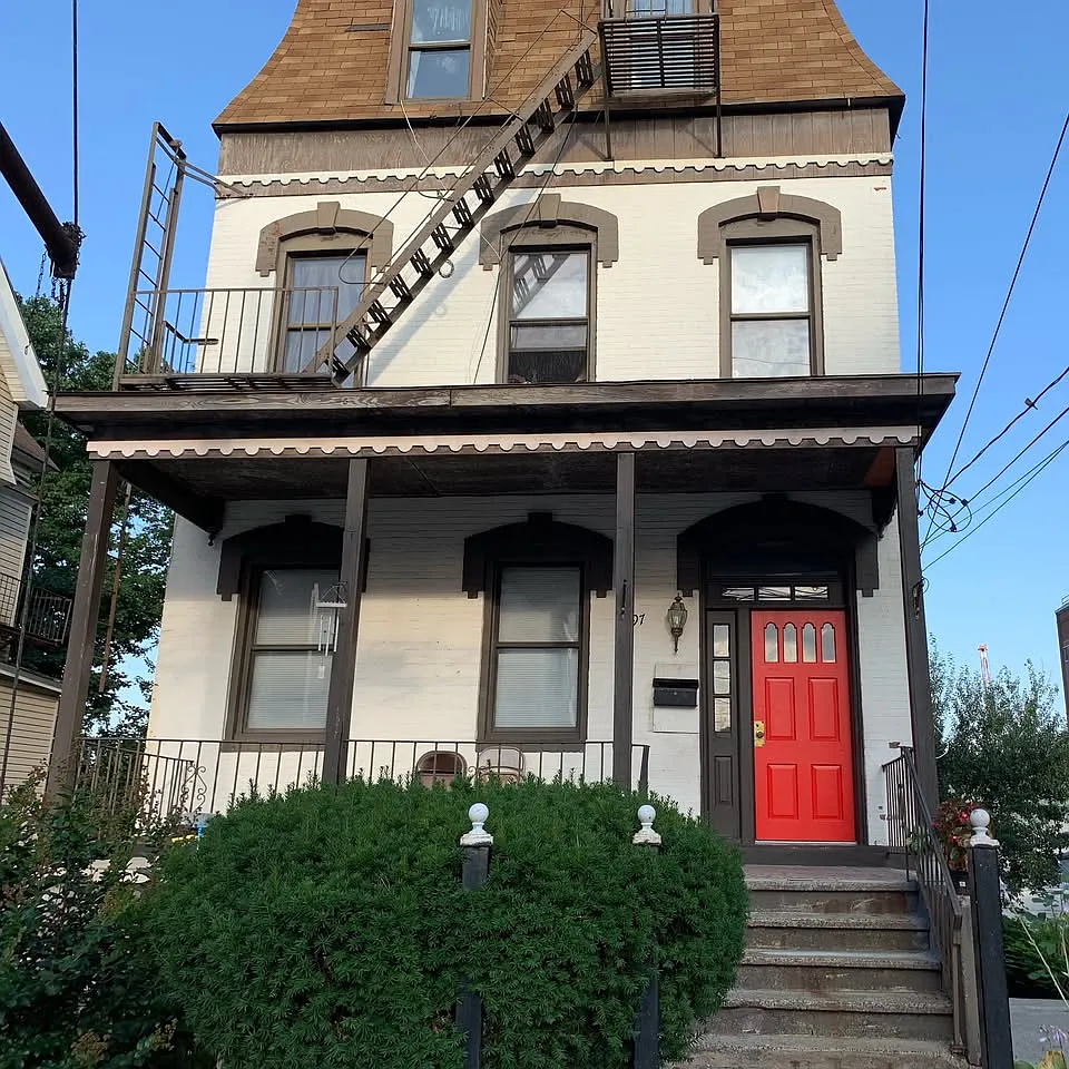 Building Photo - 197 Buena Vista Ave #1