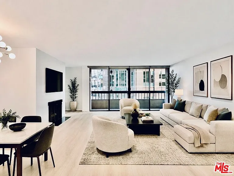10590 Wilshire Blvd #704 — Photo 4