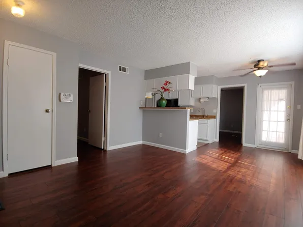 2750 Holly Hall St APT 1312, Houston, TX 77054