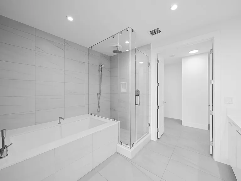 151 N Seabreeze Blvd #1904 — Photo 10