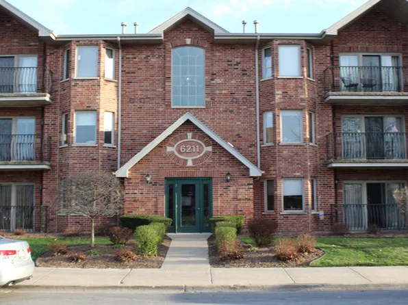 6211 W 94th St APT 2SE, Oak Lawn, IL 60453