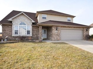 7853 E 104th Pl, Crown Pt, IN 46307