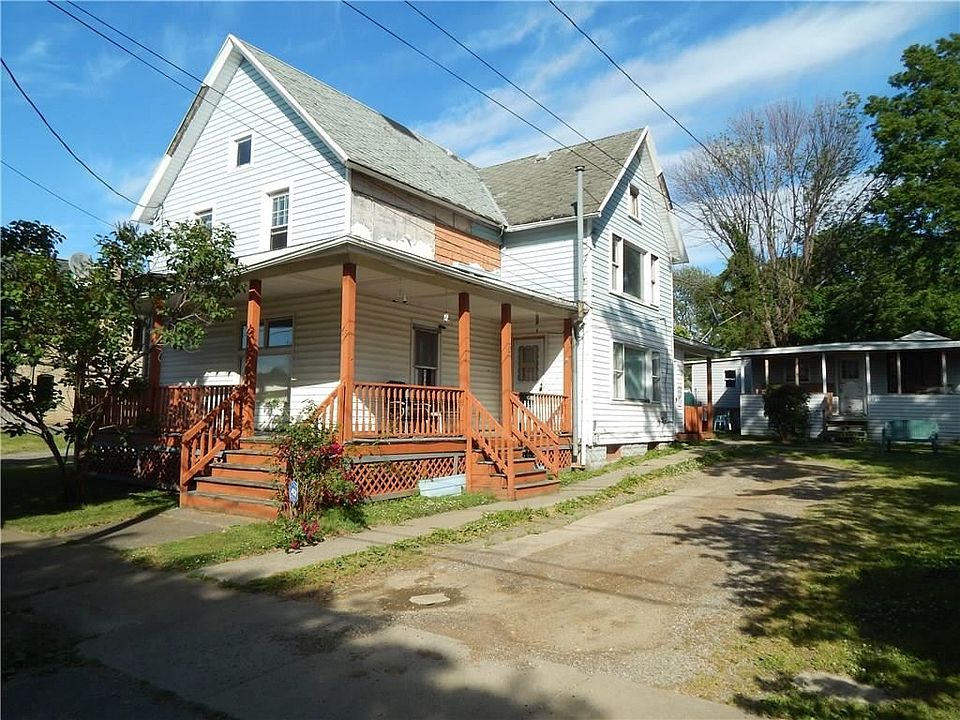 1st image of 65 E Courtney St