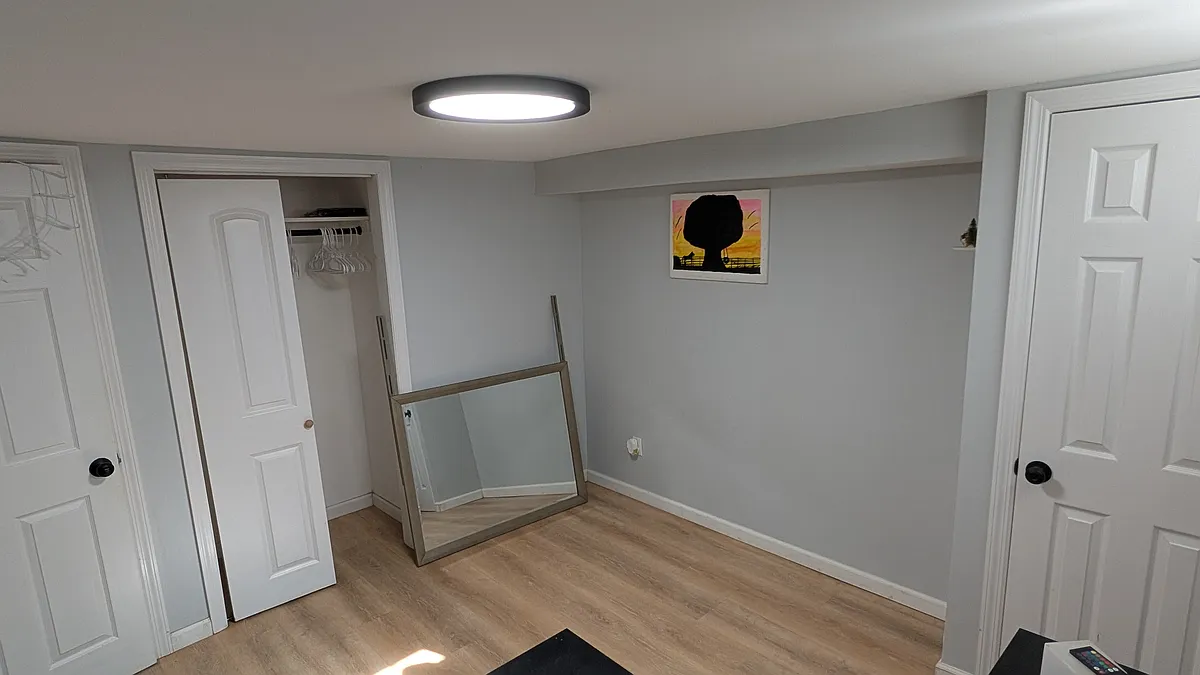 Building Photo - 388 36th St #BASEMENT