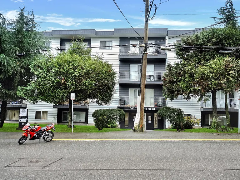 645 Townsite Rd — Photo 24