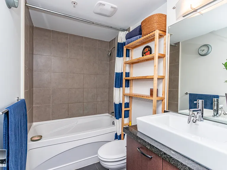1288 Chesterfield Ave #3 — Photo 9