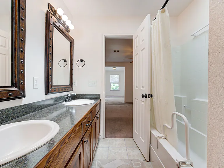 3727 Cedar Ridge Dr — Photo 25