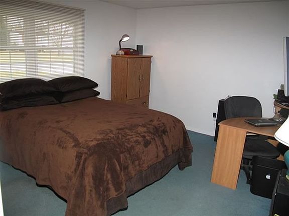 3rd image of 47 Timber Dr