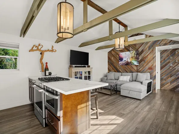 1129 Vallejo St, Napa, CA 94559