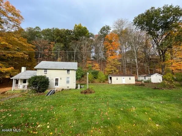 134 Quebec Rd, Hopewell, PA 16650