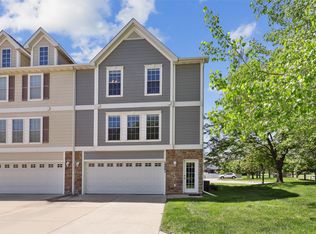 8302 Westown Pkwy UNIT 10001, West Des Moines, IA 50266
