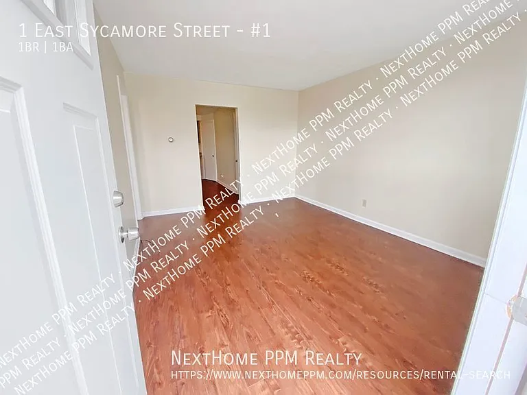 1 E Sycamore St #1 — Photo 18