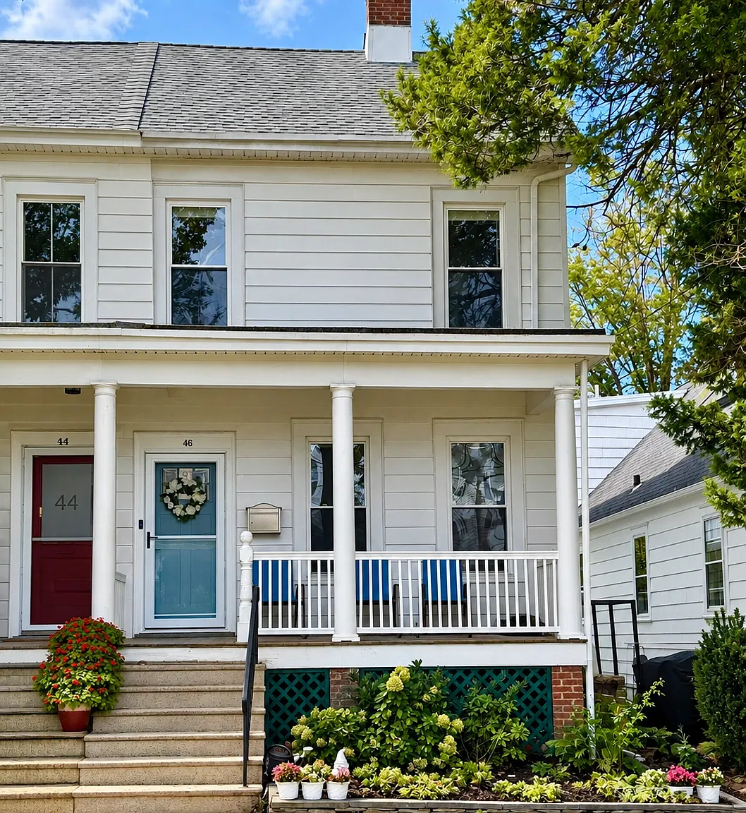 3 bed, 1360 sqft, $5,100 — Photo 1