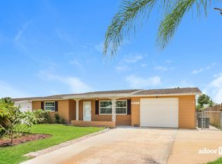 5226 Sparrow Dr, Holiday, FL 34690