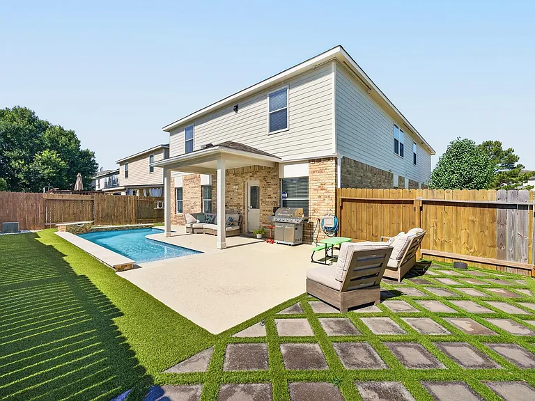2522 Knoll Shadows Ln — Photo 3