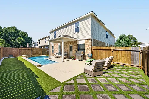 2522 Knoll Shadows Ln Photo 1
