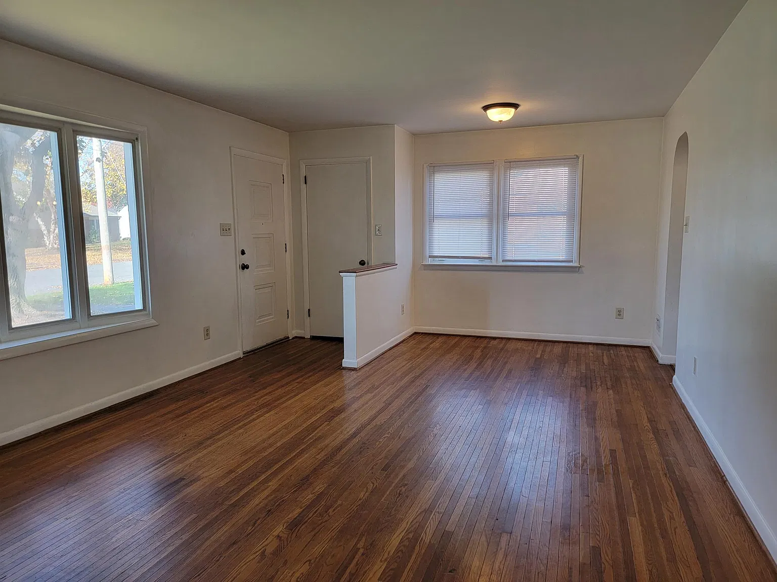 2 bed, 1107 sqft, $1,695 — Photo 3