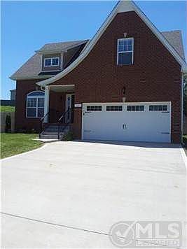 2nd image of 701 Superior Ln