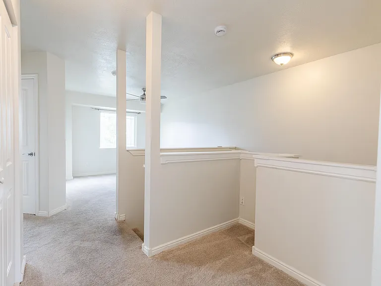 484 W 1490 N #102 — Photo 10