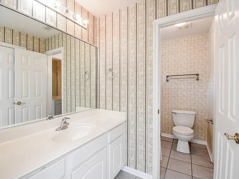2719 Mossy Log Ct — Photo 44