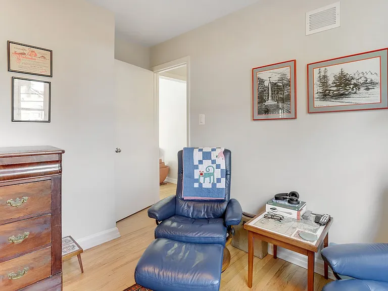 2700 N Dinwiddie St — Photo 33