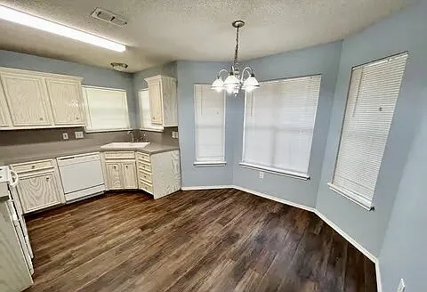 8102 Sherman Ave — Photo 4