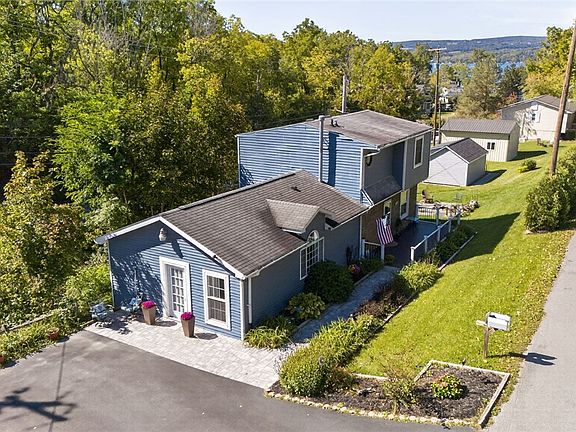 2nd image of 4613 Clover Rd