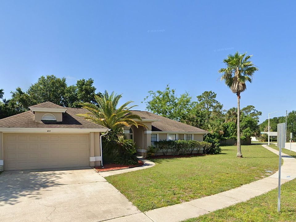 1st image of 487 Carrigan Ave