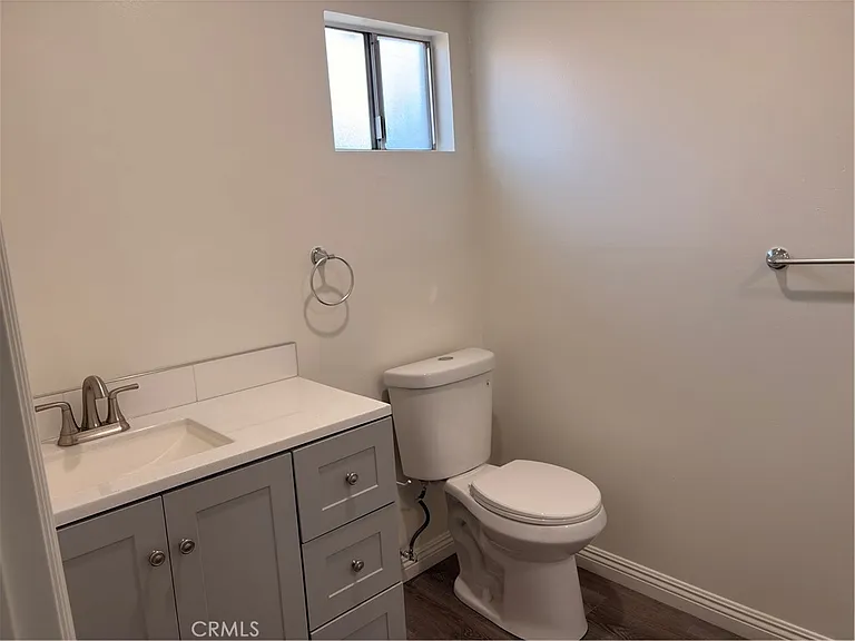 1222 S Gladys Ave #A — Photo 20