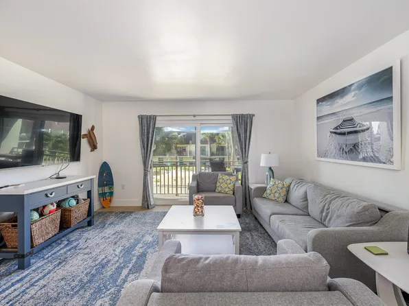 170 Paradise Blvd, Indialantic, FL 32903