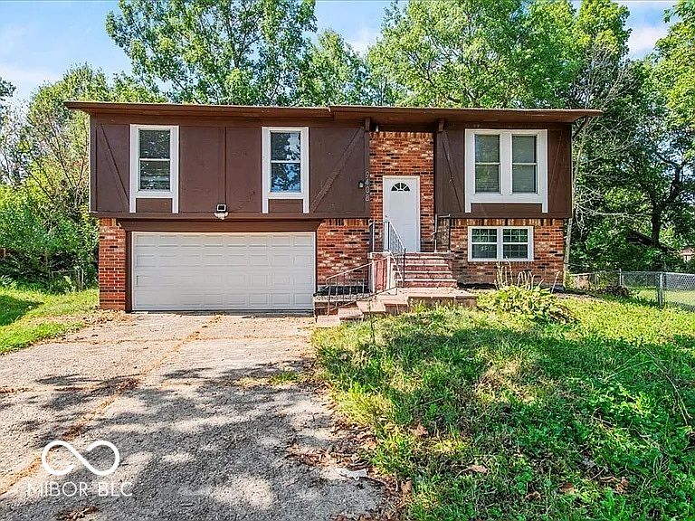 1st image of 9408 Big Ben Cir