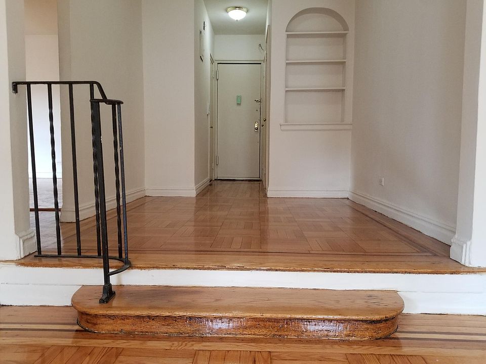 2nd image of 255 E 176th St #22