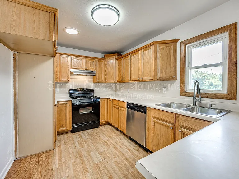4608 N Libby Ave — Photo 6