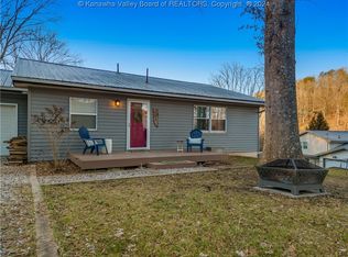 103 Blue Grass Ln, Hurricane, WV 25526