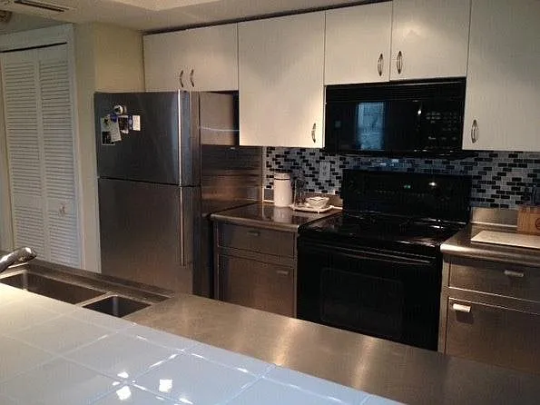 3 bed, 1413 sqft, $2,900 — Photo 2