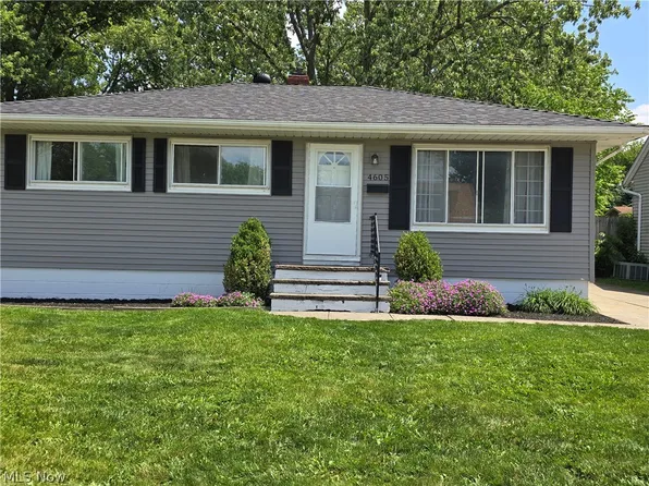 4605 W 192nd St, Cleveland, OH 44135
