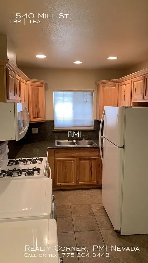 1540 Mill St photo 1