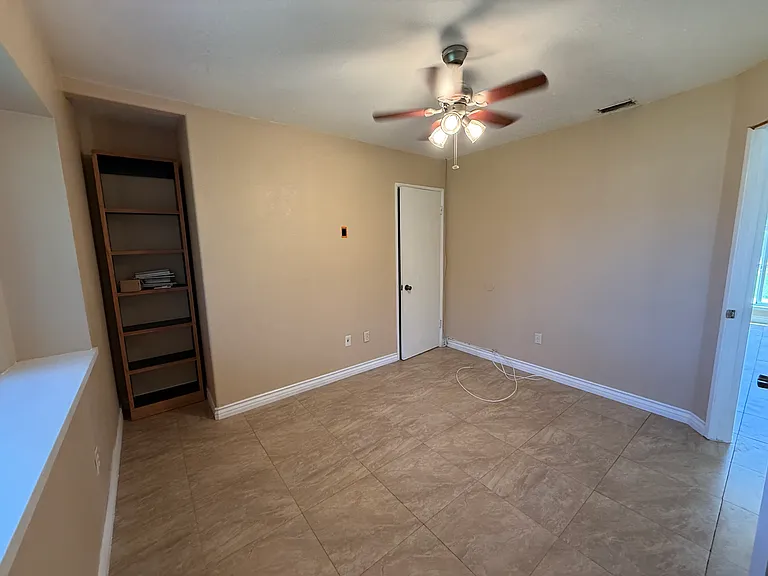 2251 Indian Horse Dr — Photo 7