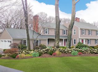 40 Fox Run, East Greenwich, RI 02818