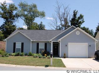 104 Mud Creek Rd, Fletcher, NC 29732