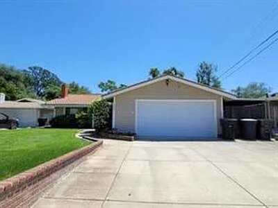 1408 Gregory Way — Photo 4