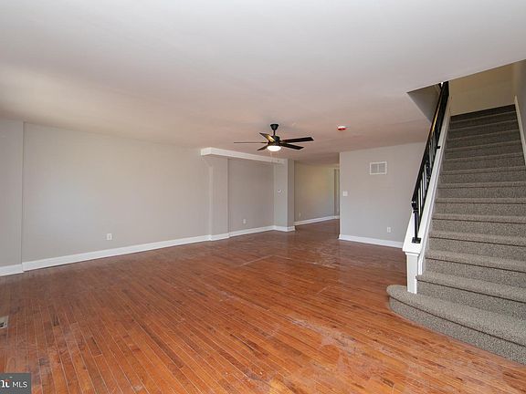 2nd image of 1553 Wildwood Ave