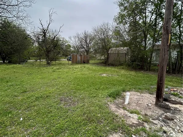 919 N Preston Ave, Bryan, TX 77803