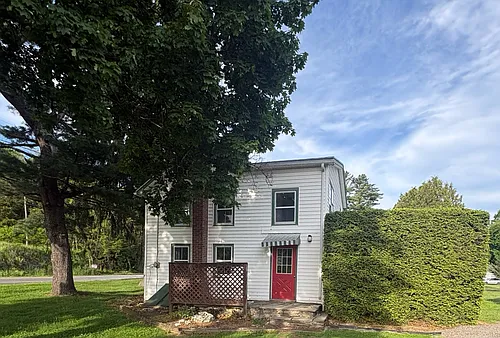862 Route 199 Photo 1