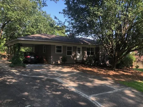 2728 Rocky Ridge Rd, Birmingham, AL 35216