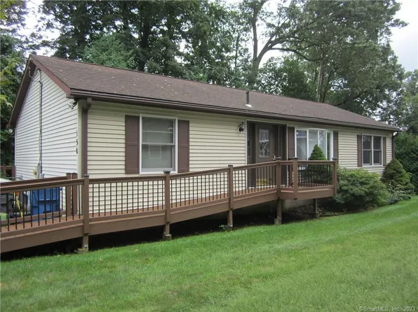 158 Hollister Street, Manchester, CT 06042