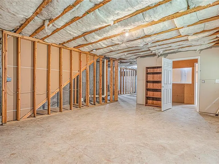 1807 Preserve Creek Way — Photo 25
