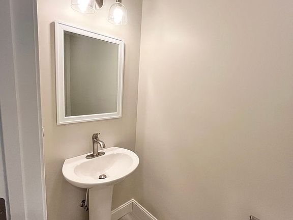 5th image of 574 Chase Dr #778